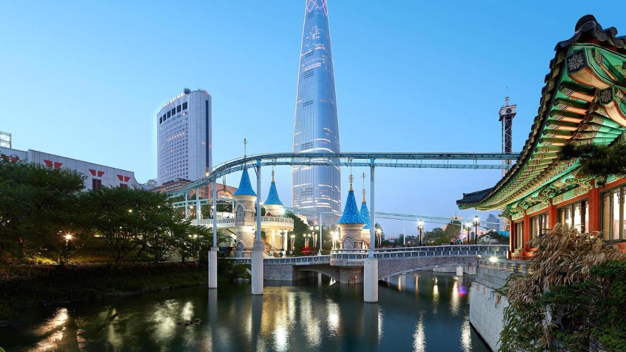 Lotte World Hotel